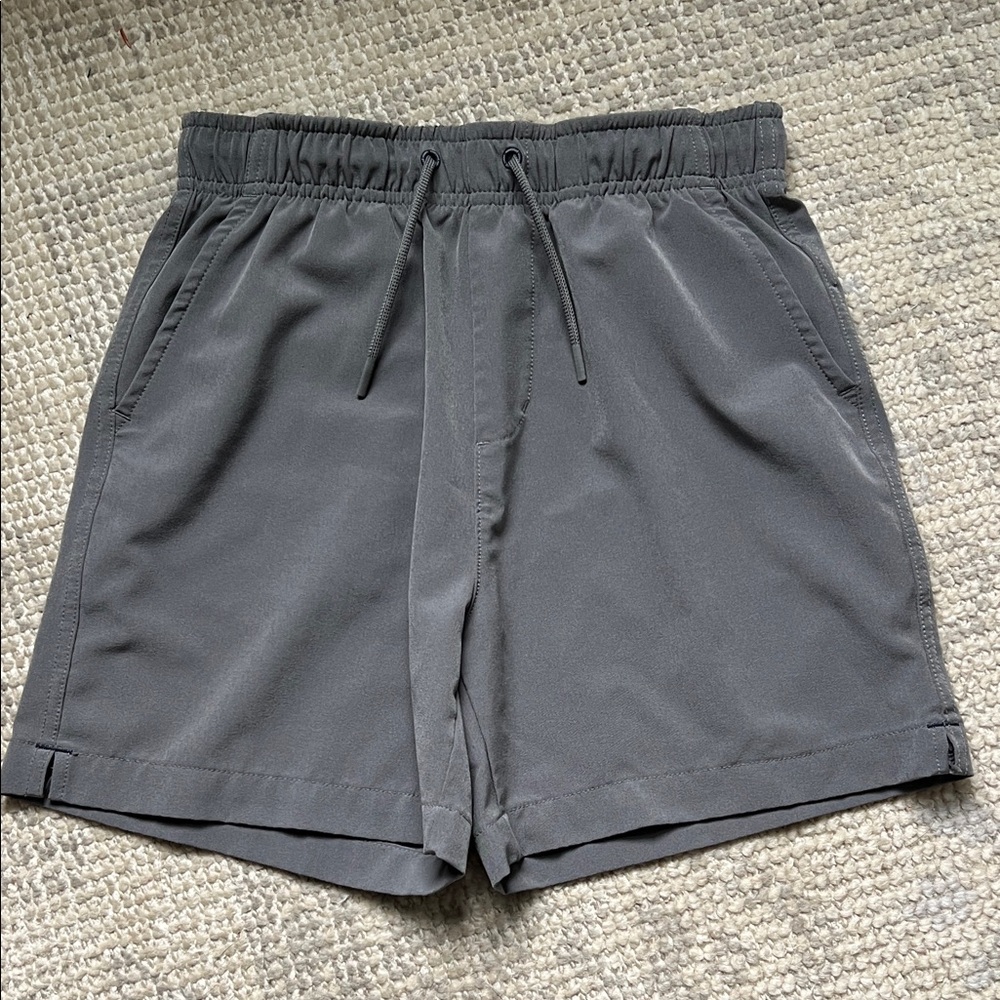 Vineyard Vines Boys Pull-on Performance Shorts size Medium (12-14)